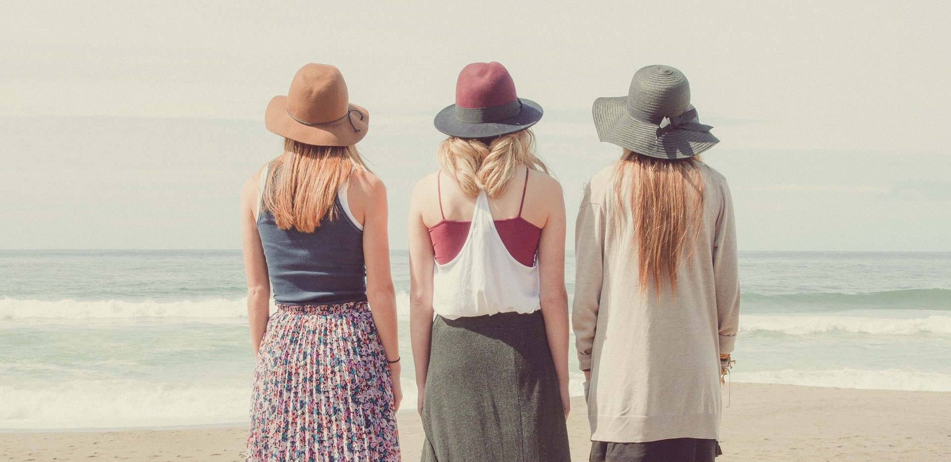 beach-1868130_1920-2